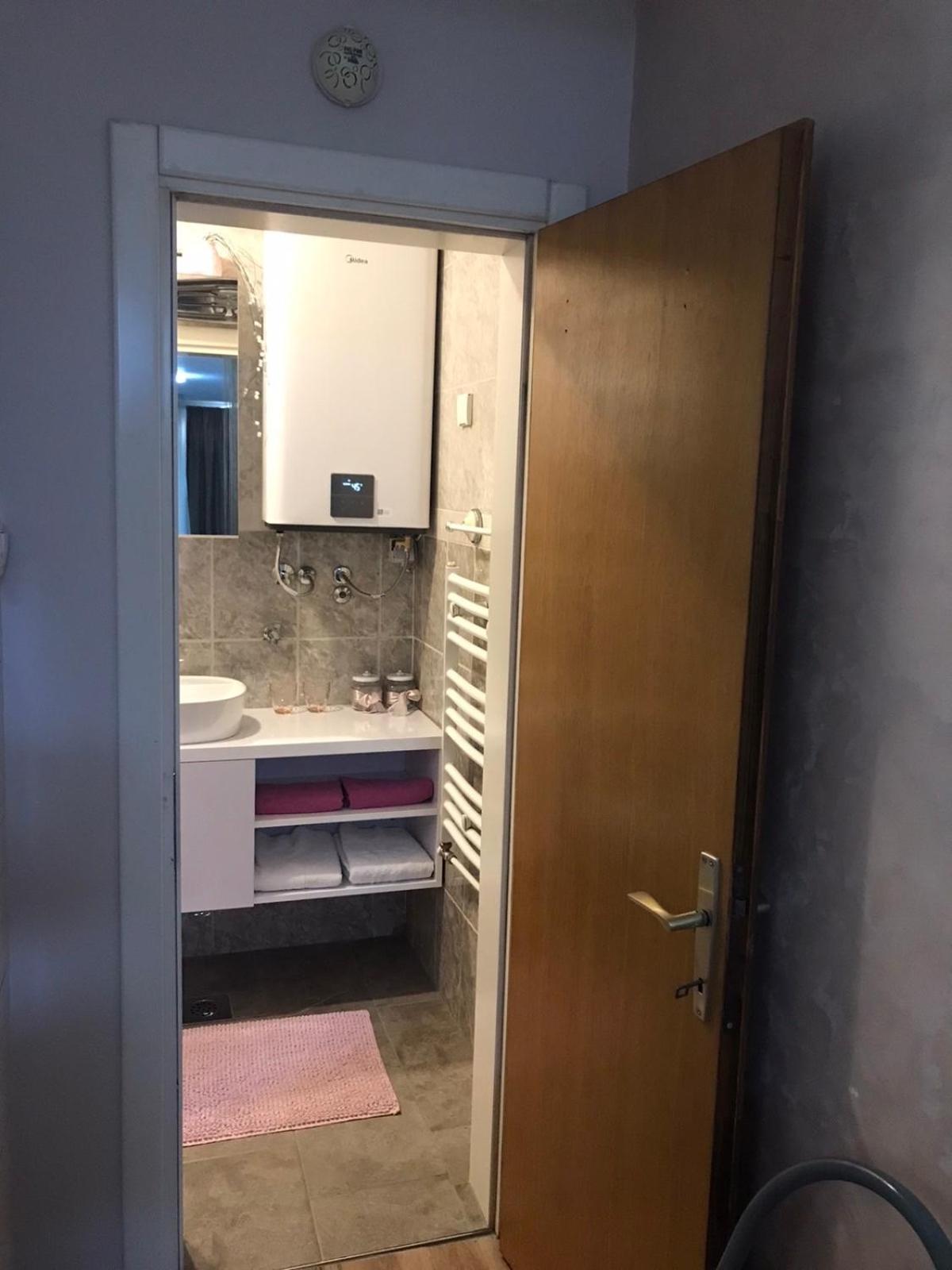 Apartments Dunja Нови Сад Екстериор снимка